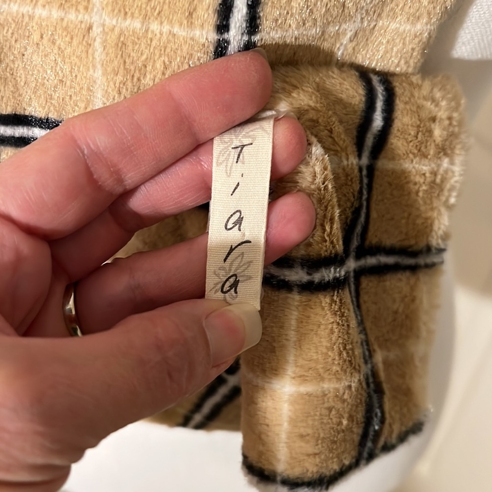 Soft and Fuzzy Scarf - Picture 4 of 6